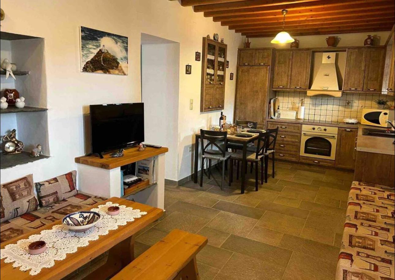 Ferienwohnung Diavrouxas House In Sifnos Cherronisos  Exterior foto